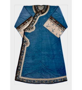A Fine Chinese Silk Embroidered Robe Qing Dynasty Museum Quality: Antique Chinese Qing dynasty circa 19th century ladies silk embroidered robe. Detailed embroidered work and excellent condition. Measures framed 42" x 58". Please READ & REVIEW our Terms and Condition
