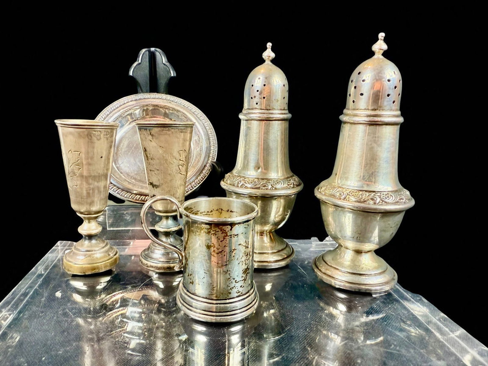 A Grouping Of 6 Piece Sterling Silver Objects Various Sizes (1 of 8)