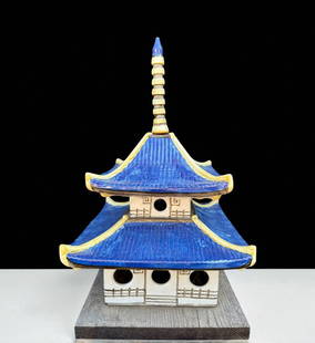 Large Vintage Sstoneware Pottery Birdhouse Ca. 1940: Vintage circa 1940 Louisville Stoneware pottery restorers rare birdhouse. Excellent condition. Measures 20" tall and 12" wide. Please READ & REVIEW our Terms and Conditions before bidding, payment, sh