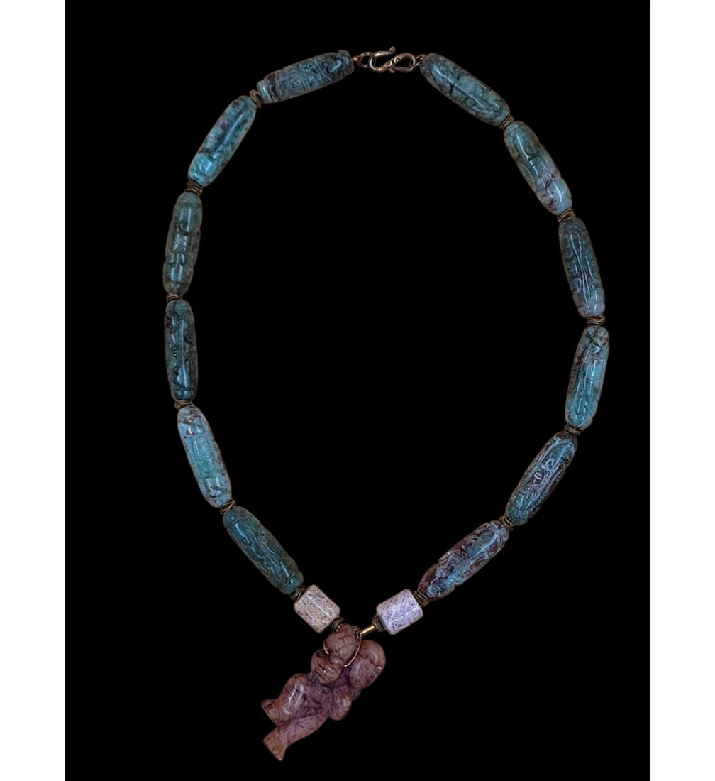 Antique Chinese Jade Carved Necklace Comprising 14 Elongated Nephrite Beads (1 of 17)