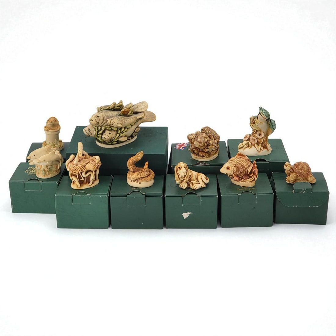 Lot Of 10 Harmony Kingdom Trinket Box Figurines: Lot Of 10 Harmony Kingdom Trinket Box Figurines. Each box measures approximately 3-1/2" x 2-1/2". Please copy and paste the URL link below to review our Terms and Conditions for bidding, pa