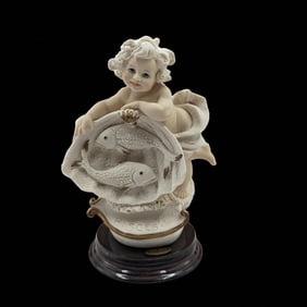 Giuseppe Armani Figurine: "Pisces" 528F With Original Box