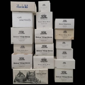17Pc Heritage Village Collection Dickens' Village Series