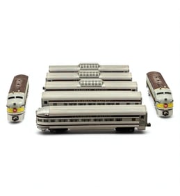 Vintage Lionel Canadian Pacific #2373 7-Piece Train Set