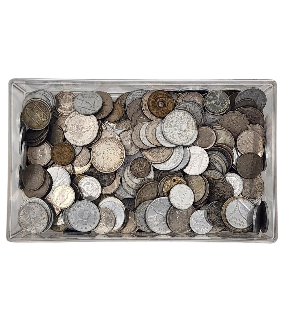 Large Grouping Of Antique And Vintage Silver Coins All Foreign Unresearched And Untested: **THIS LOT CAN NOT BE SHIPPED TO MEXICO OR CHINA** Large Grouping Of Silver Coins All Foreign Unresearched. Please copy and paste the URL link below to review our Terms and Conditio