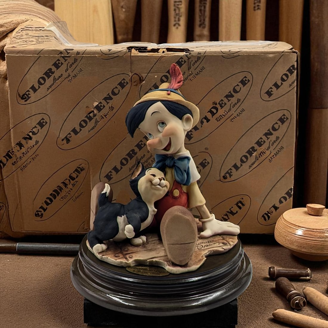 Giuseppe Armani Figurine: Walt Disney's "Pinocchio And Figaro" 464C With Original Box, Signed (1 of 14)