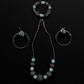 4-Piece Turquoise And Bronze Beaded Jewelry, Possibly Kirks Folly