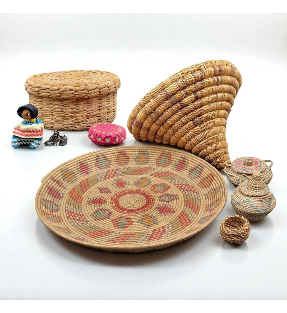 Assorted Lot Of Native American Woven Baskets & Seminole Doll, 8 Pieces (1 of 19)