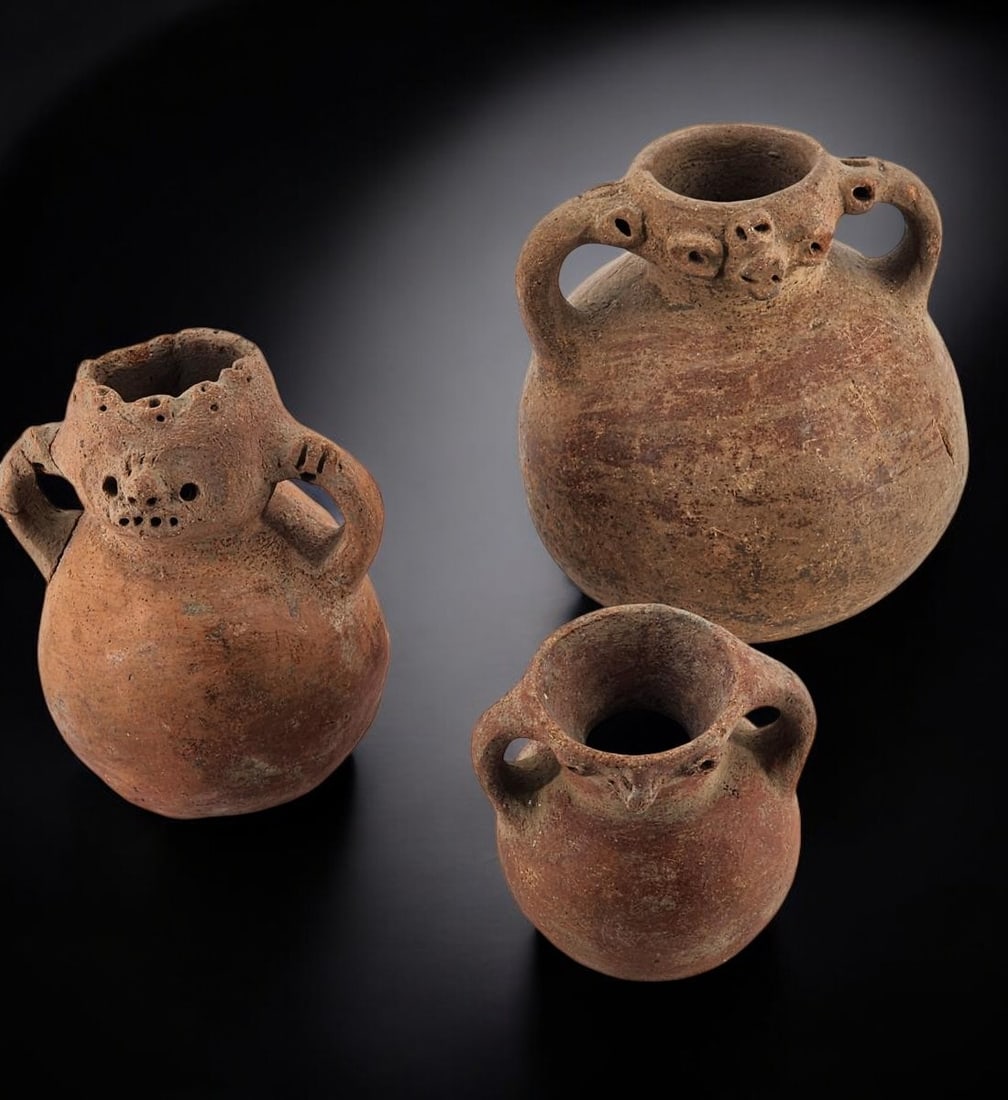 Set Of 3 Pre-Columbian Pottery Vessels Zoomorphic Pottery Jars (1 of 20)