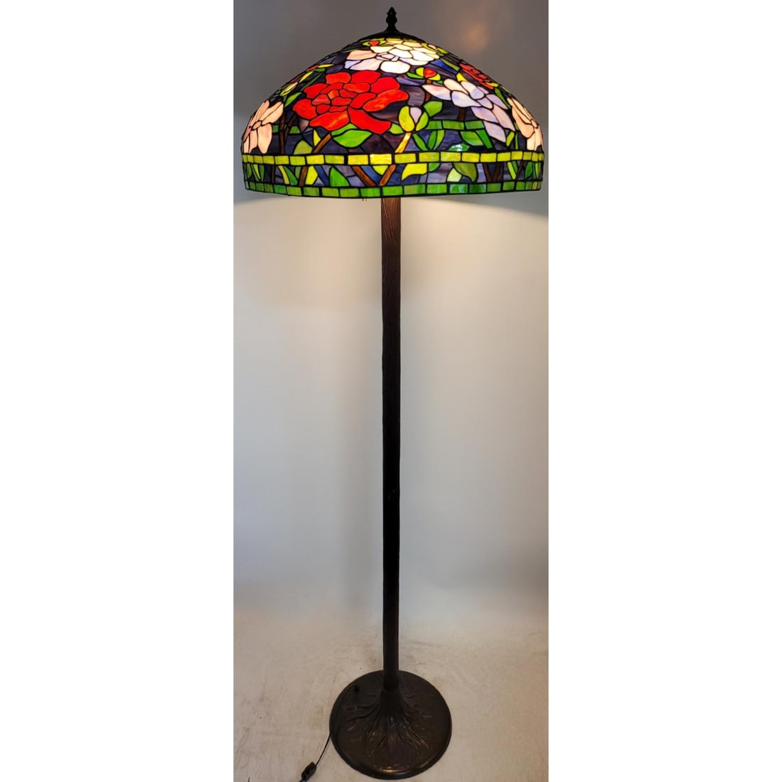 Vintage Tiffany Style Stained Glass Floor Lamp (1 of 9)