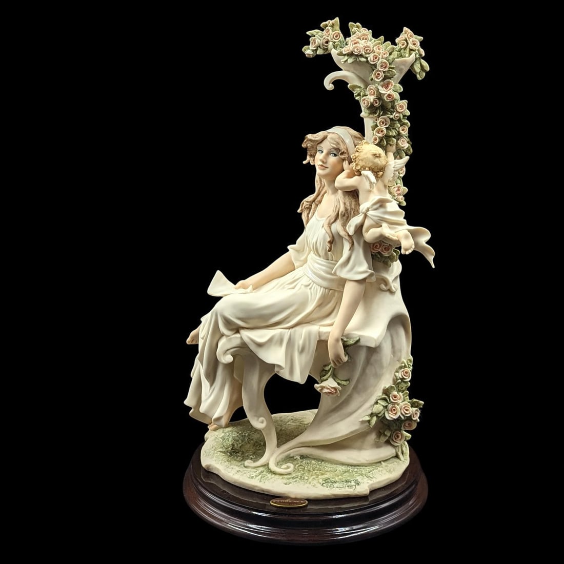 Giuseppe Armani Figurine: "Message Of Love" 1576F With Original Box: Giuseppe Armani Figurine: "Message Of Love" 1576F With Original Box. Box measures approx. 11 1/2" X 18 1/2" X 10". Please copy and paste the URL link below to review our Terms and Conditi