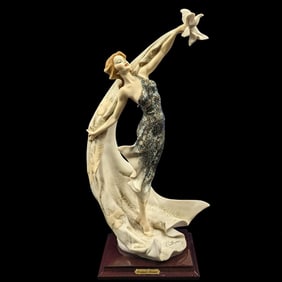 Giuseppe Armani Figurine: "Ascent" 866C With Original Box