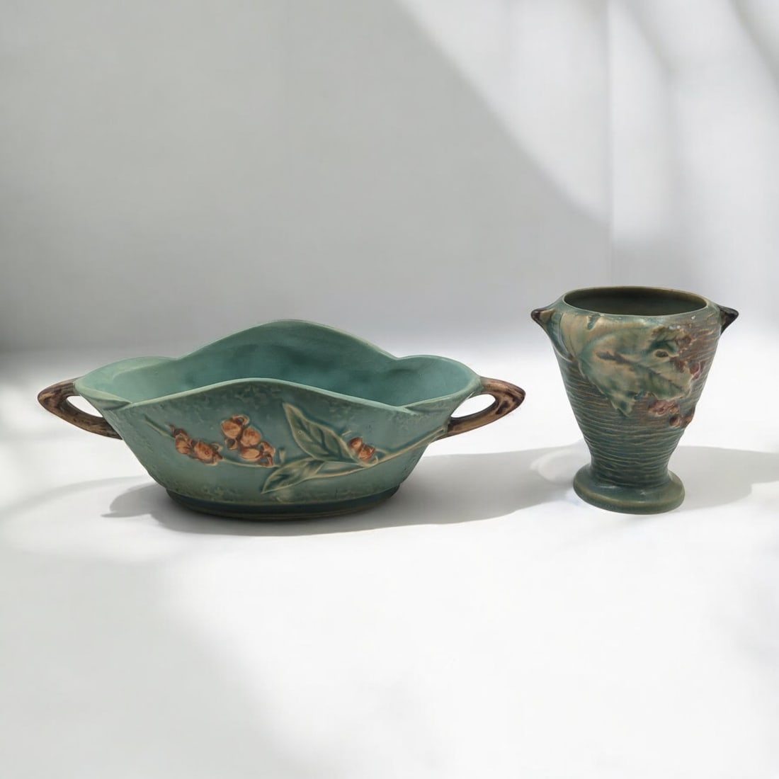 Vintage Green Roseville Pottery Bushberry Vase And Bittersweet Basket Bowl (1 of 15)