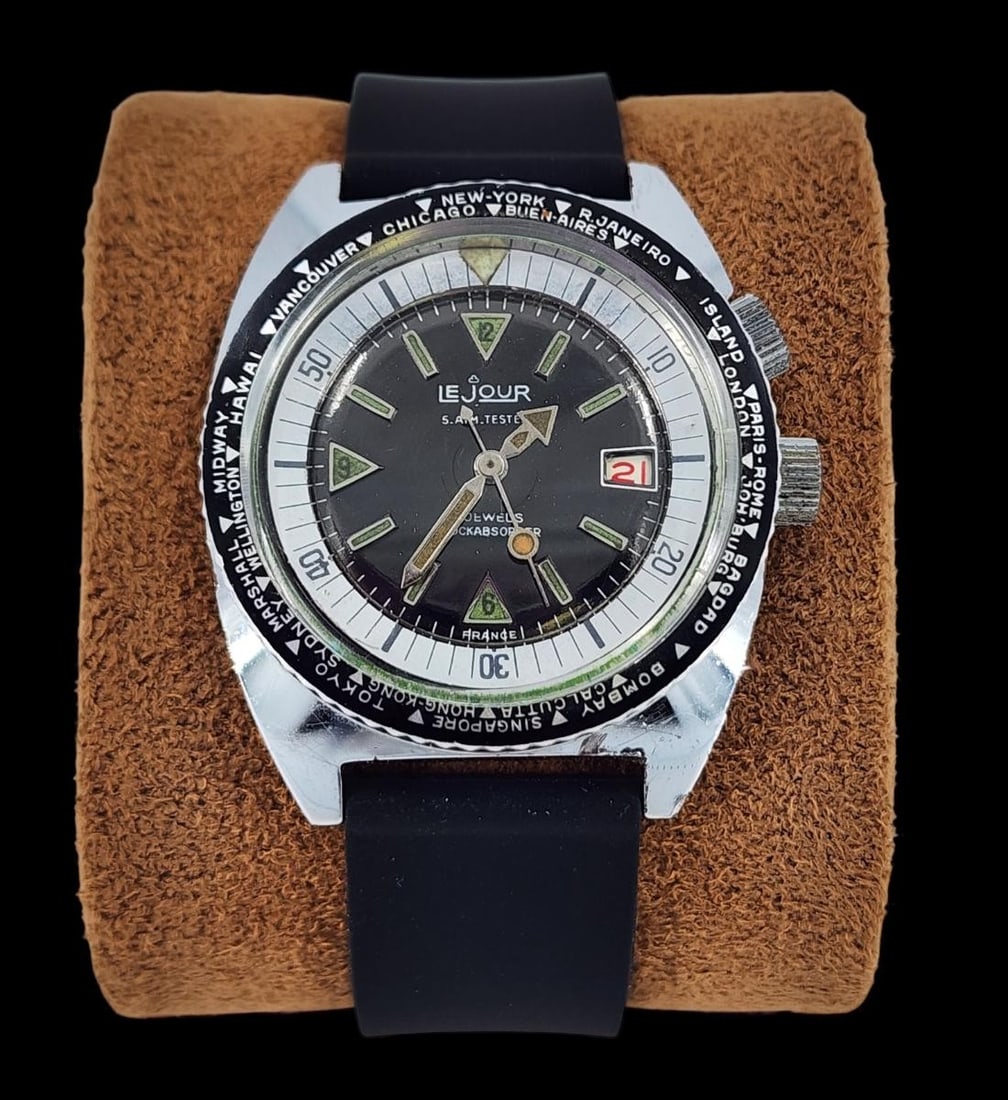 Vintage Mens Watch "Le Jour" 17 Jewels (1 of 10)