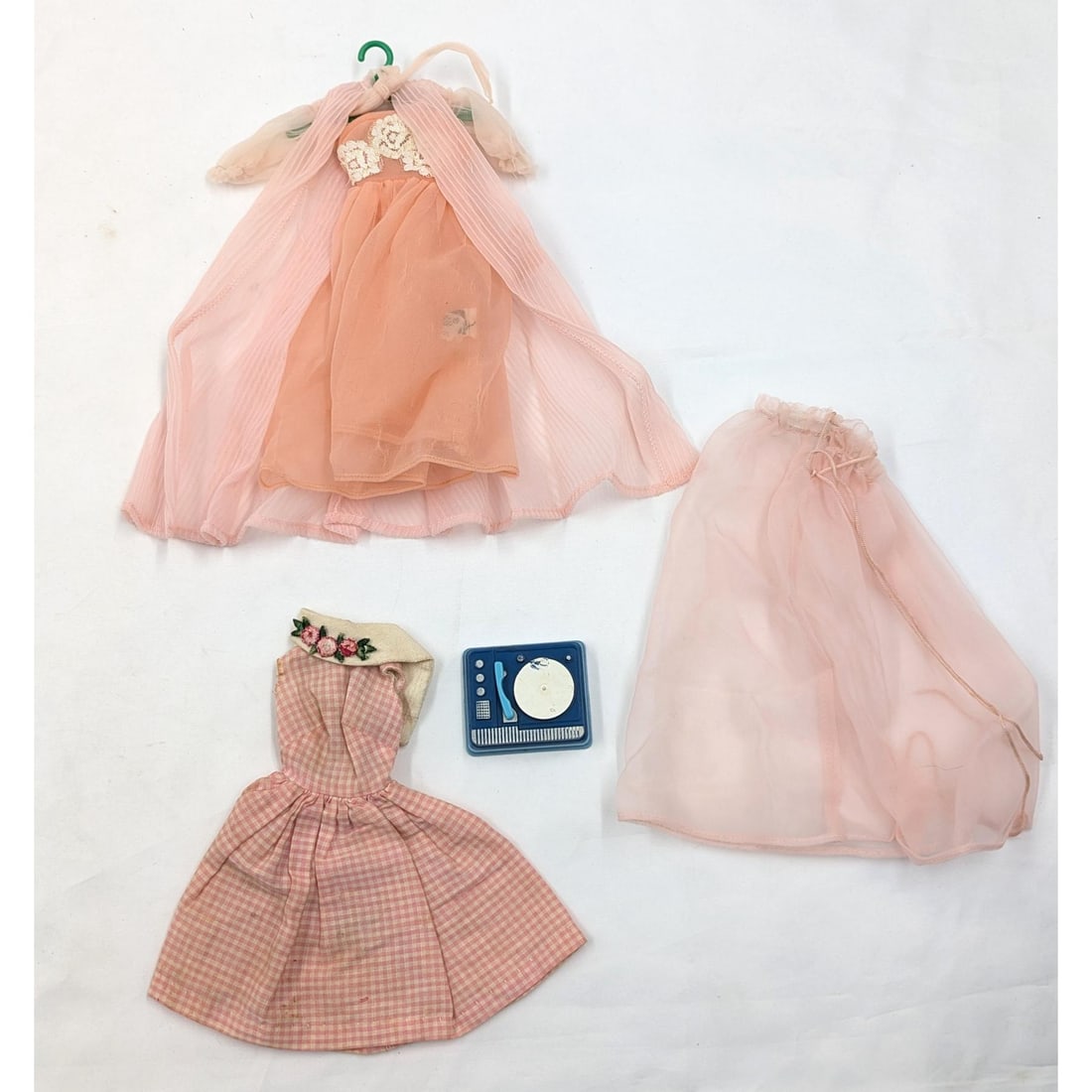 Pair Of 1965 Mattel Barbie Clothes, "Nighty Negligee" And "Dancing Doll", Incomplete (1 of 8)