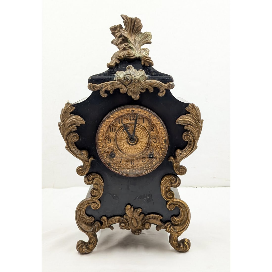Ansonia Clock Co. Rococo Style Mantel Clock, Missing Key And Needs Work (1 of 17)