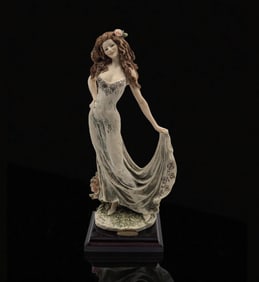 Giuseppe Armani Figurine: 10th Year Anniversary "Celebration" 1260C With Original Box