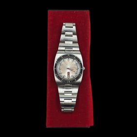 Vintage Men's Wittnauer Automatic Stainless Steel Day-Date Diver's Watch With A Case, DOES WORK