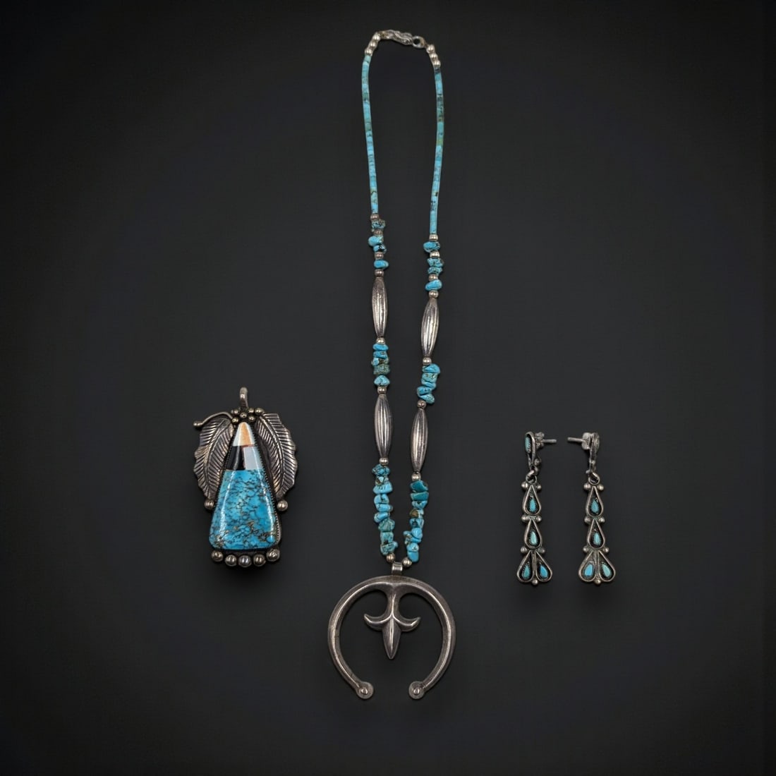 4-Piece Lot Of Native American Navajo / Zuni Turquoise Jewelry, Includes Sterling Silver Earrings (1 of 19)