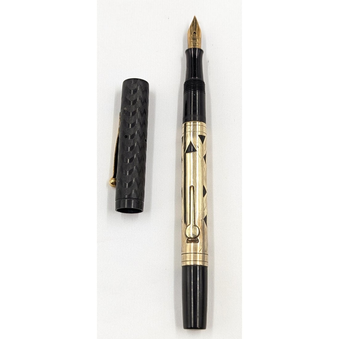 Vintage Waterman No. 52 Fountain Pen With 14K Gold Overlay, Circa 1925 (1 of 11)