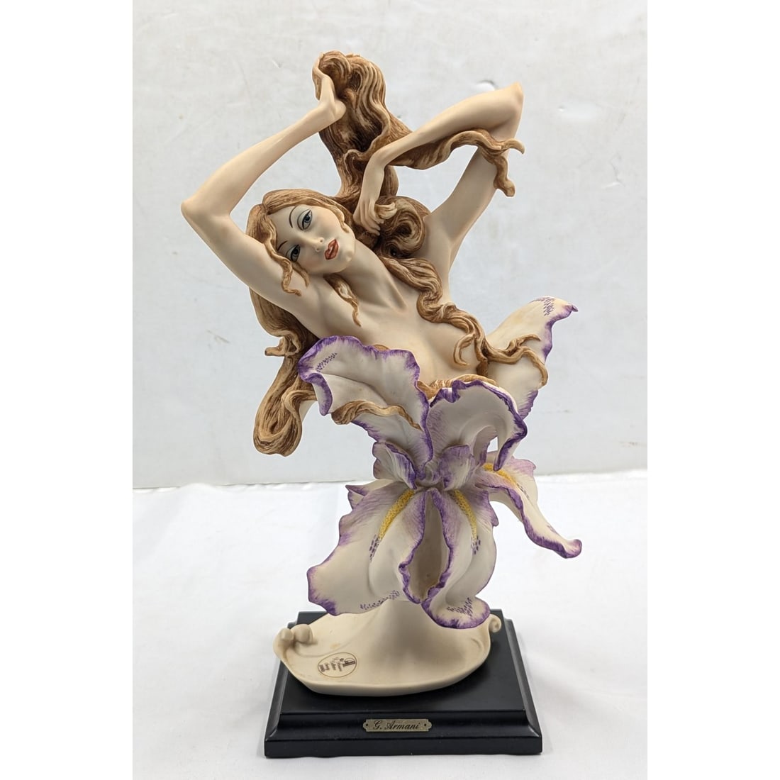 Giuseppe Armani Figurine: "Awaking" 591C With Original Box (1 of 15)