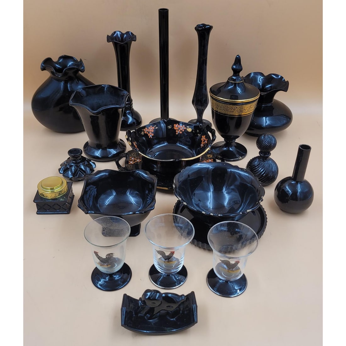 20Pc Lot Of Black Amethyst Glassware (1 of 11)