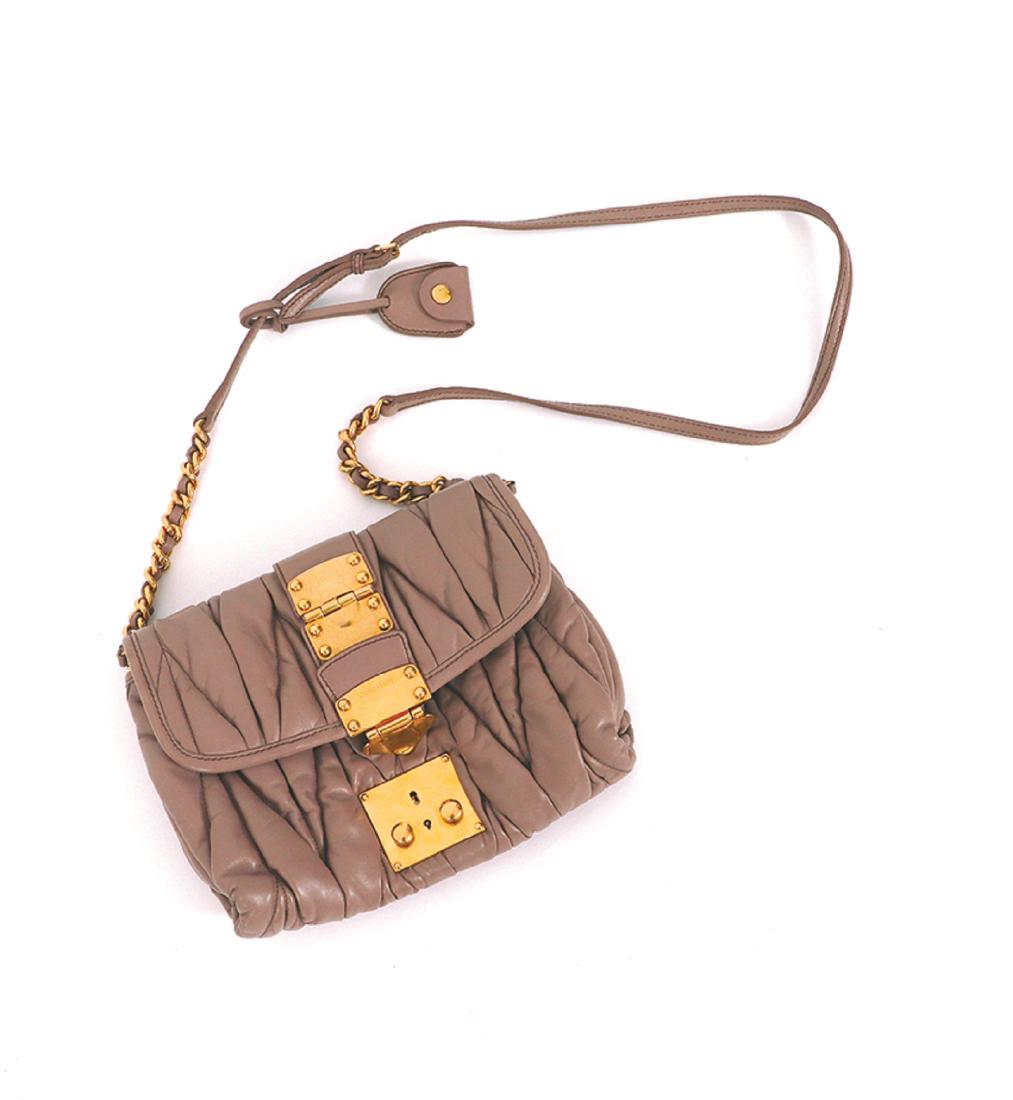miu miu matelassé leather shoulder bag