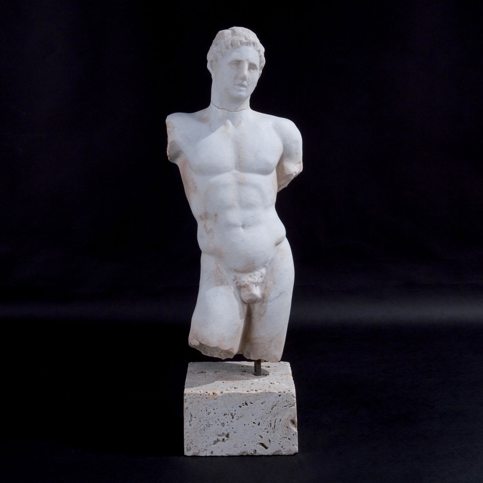 A white marble male bust (1 of 1)