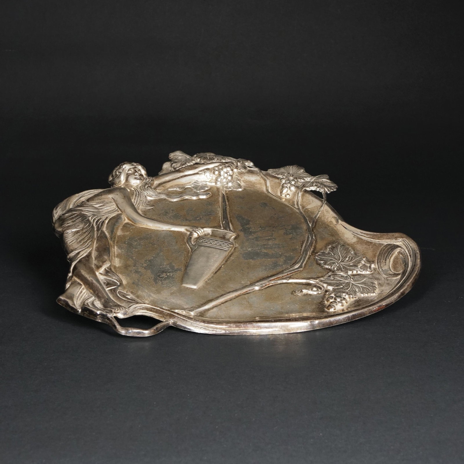 A silver small stand, early 20th century (1 of 1)