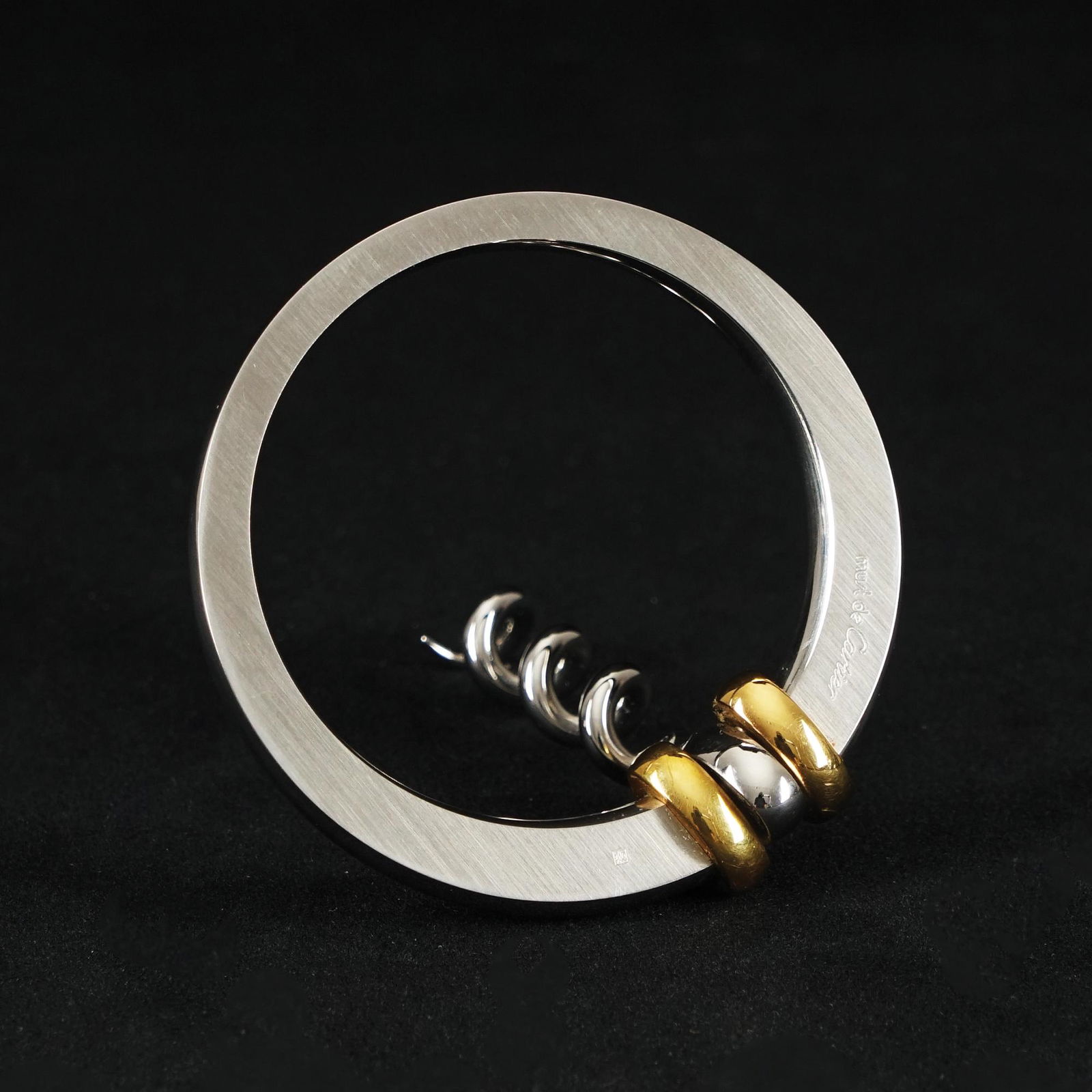 A Les Must de Cartier metal ring bottle opener (1 of 1)
