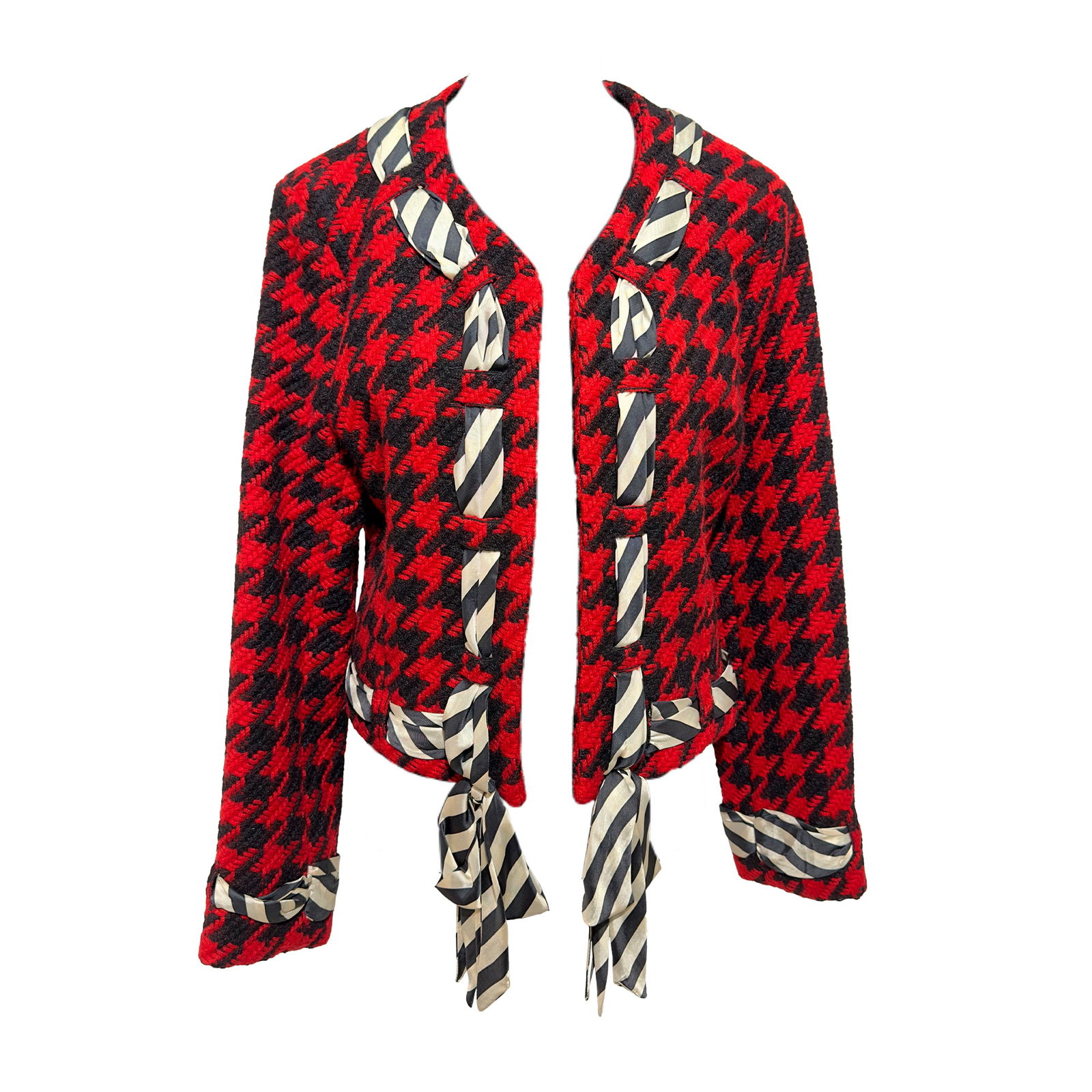 Moschino Cheap and Chic (1 of 2)