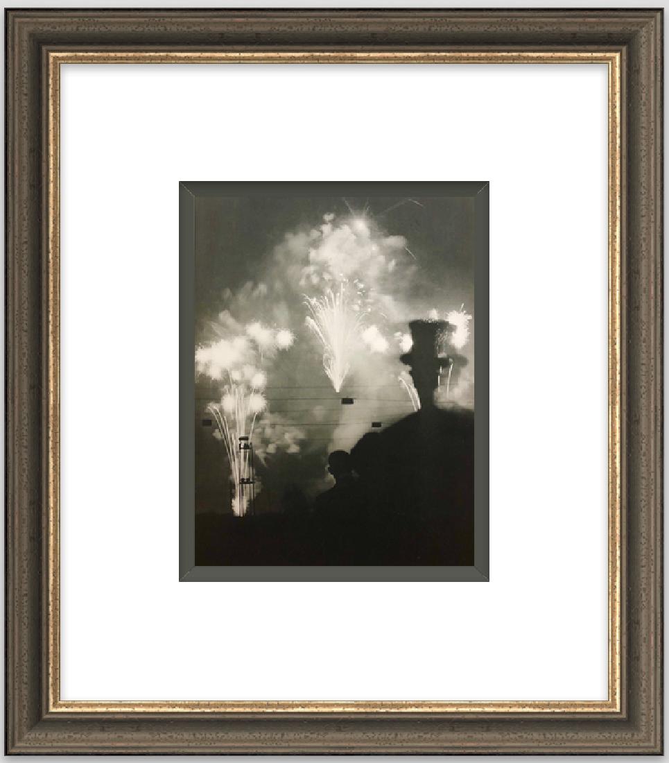 Original Lithograph " Phychology Of Art" for Verve 1937: FREE SHIPPING TO THE USA! PROFESSIONALLY CUSTOM GALLERY FRAMED! Original Lithograph by Brassai " Phychology Of Art" from Editions de la Revue Verve in Paris, 1937 . The dimensions are approx. -15 x 11