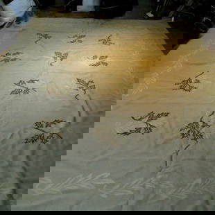 Antique French Aubusson Carpet - 9'8"x11'9": Title: Antique Minimalist French Aubusson Carpet Origin/Year: France, 19th Century Dimensions: 9'8" x 11'9" (10x12 ft) Condition: Good vintage condition with minor wear Provenance: Private Collection