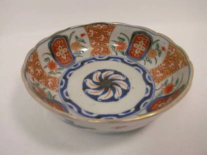 Antique Japanese Imari Porcelain Bowl 15.4cm: Title/Medium: Antique 19th Century Japanese Imari Porcelain Bowl Origin/Year: Japan, 19th Century Dimensions: 15.4 cm diameter Condition: Excellent vintage condition with minor age-related wear Proven