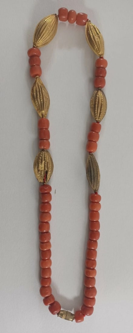 Ancient Islamic Gold & Coral Pendant Necklace: Title: Ancient Islamic Gold & Coral Pendant Necklace Origin/Year: Greek, Phoenician, or Sassanian, approximately 1000 BC - AD Dimensions: N/A Condition: Excellent, with minimal wear Provenance: