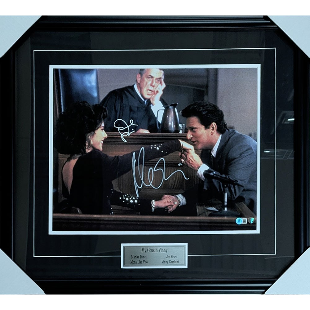 Marisa Tomei/Joe Pesci Framed Autographed "My Cousin Vinny" 16X20 Photo: Title/Medium: Marisa Tomei / Joe Pesci Framed Autographed "My Cousin Vinny" 16X20 Photo Get this amazing framed 16X20 photo that has been autographed by the stars of My Cousin Vinny Marisa Tomei and J