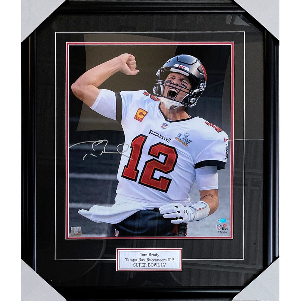 Tom Brady Framed Autographed Tampa Bay Buccaneers 16X20 Photo (1 of 1)