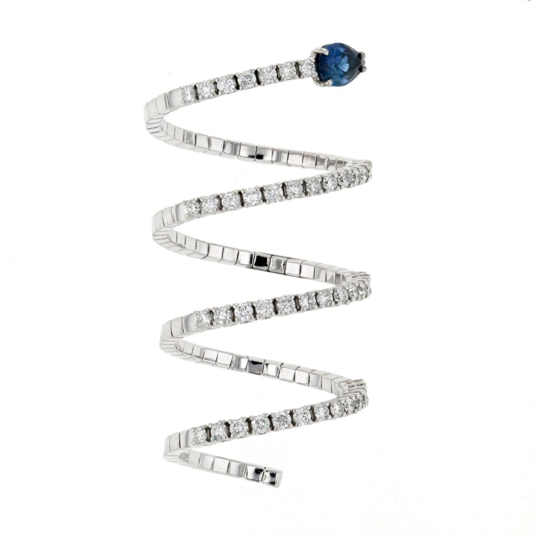 18k Gold Diamond & Sapphire Ring: Title/Medium: 18k Gold Diamond & Sapphire Ring Origin/Year: Modern Dimensions: Width: 3.4 cm Thickness: 0.23 cm Ring Size: 51 Condition: Excellent Provenance: Private collect