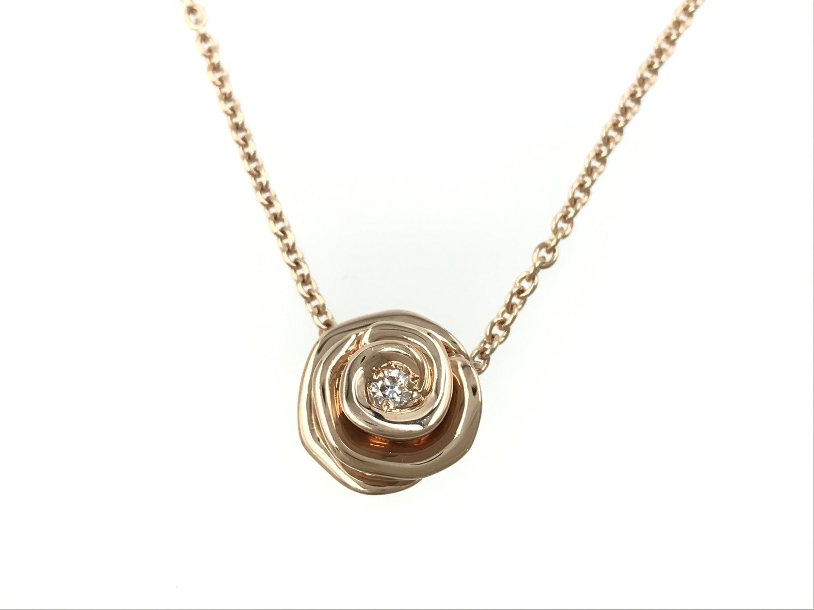 Dior Rose Flower Diamond 18K Rose Gold Large Pendant Necklace: Description: Elegant Dior Rose Dior Couture pendant necklace crafted in 18K rose gold, inspired by the timeless beauty of the rose — a symbol closely associated with Christian Dior. The sculptur
