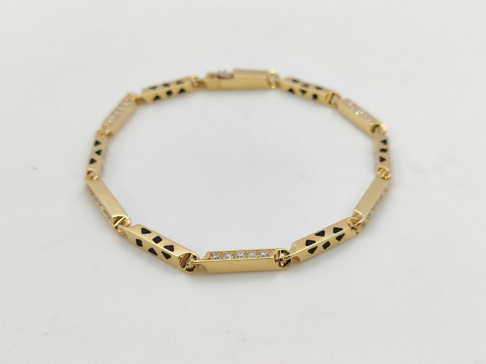 Cartier Panther Spotted Link 18K Yellow Gold Bracelet (1 of 3)