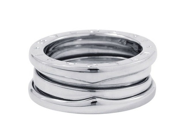 Bulgari Bvlgari B.Zero 18K White Gold Ring: Description: Bulgari B.Zero1 18K White Gold Ring (Size 49) Elegant and iconic Bvlgari B.Zero1 ring crafted in solid 18K white gold (AU 750). This pre-owned piece showcases the signature double-band de