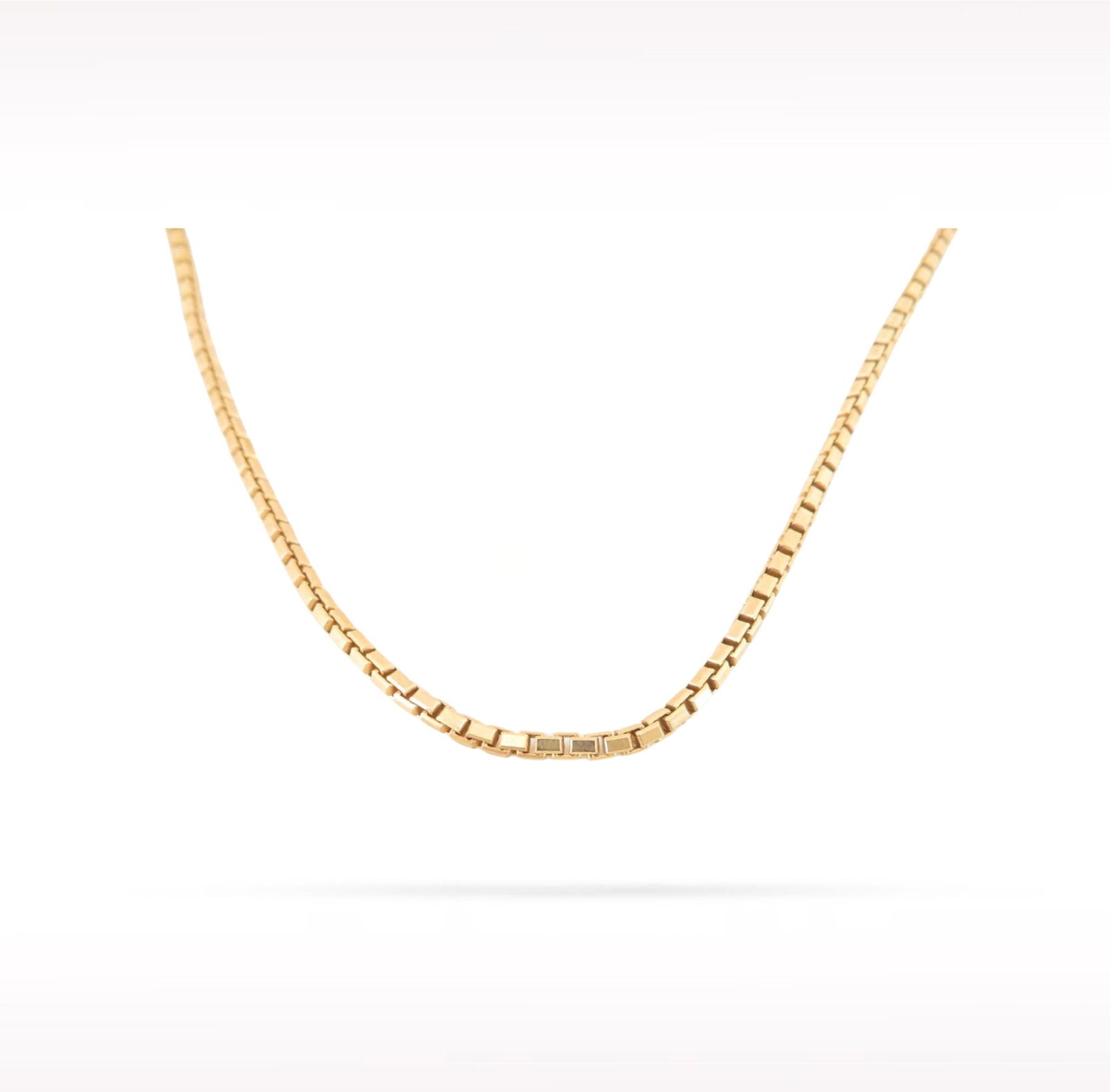Cartier Venice Medium Box Link Chain 18K Yellow Gold Necklace: Description: Cartier Medium Box Link chain necklace crafted in 18K yellow gold. Featuring a timeless medium box link design, this elegant necklace combines clean geometric lines with Cartier's renowne