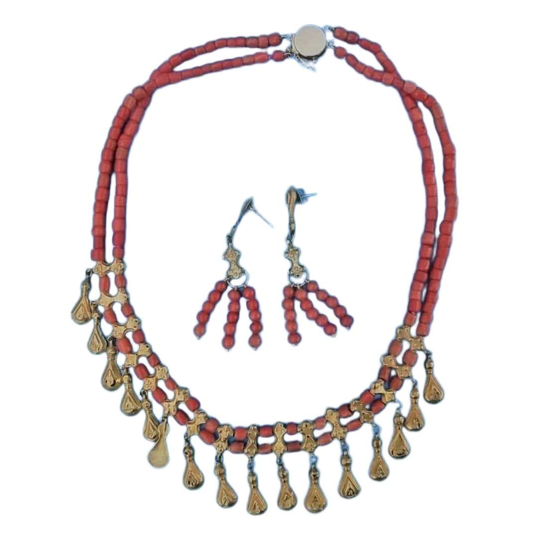 Ancient Gold & Coral Pendant Jewelry Set: Title/Medium: Ancient Islamic Gold and Coral Pendant Origin/Year: Greek, Phoenician, or Sassanian, 1st Mil BC - AD Dimensions: Necklace length varies; earring length approximately 2 inches Condition: 