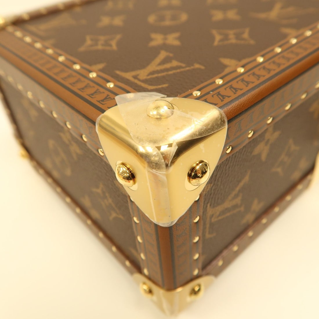 Louis Vuitton Monogram Camera Box Bag - 12