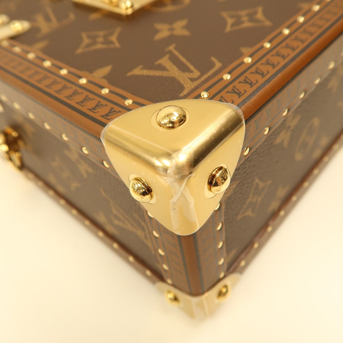 Louis Vuitton Monogram Camera Box Bag - 9