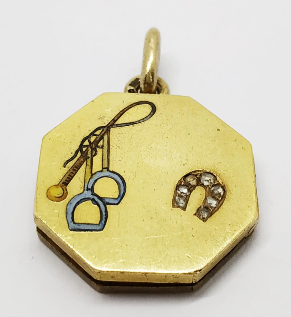 locket pendant "horses" gold and diamant diamonds: locked pendant for a watch\picture, yellow and white gold . on the front a horseshoe set with diamant diamonds, in addition crank handle and a whip, both decorated with colorful enamel. 14K gold (chec