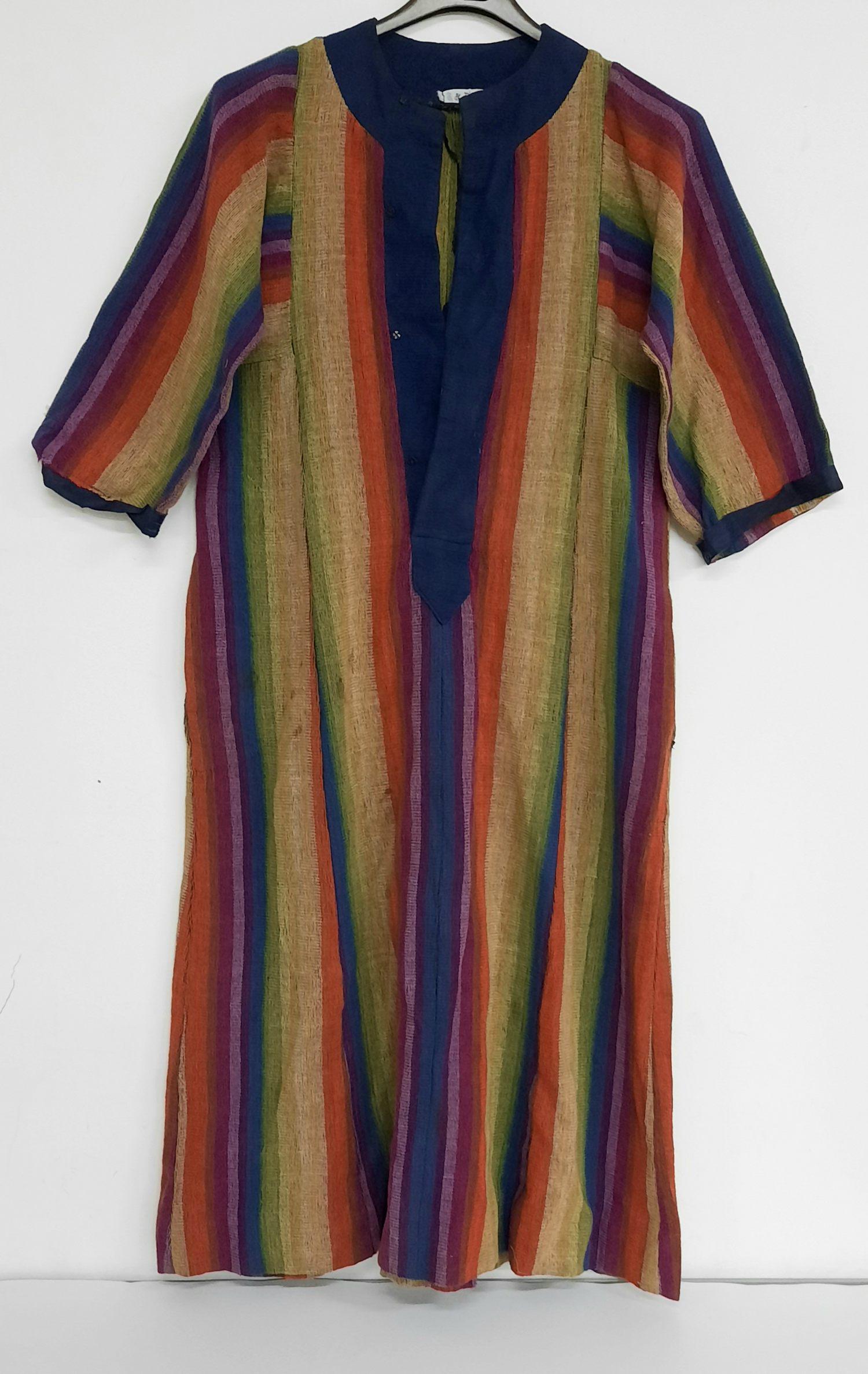"Maskit" Galabiya Color Striped Dress Side Pockets Ruth: Maskit was a governmental company for manufacturing and marketing of local art in the fields of textile, goldsmith work and Olive Tree crafting established in Israel in 1954. At the head of Maskit sta