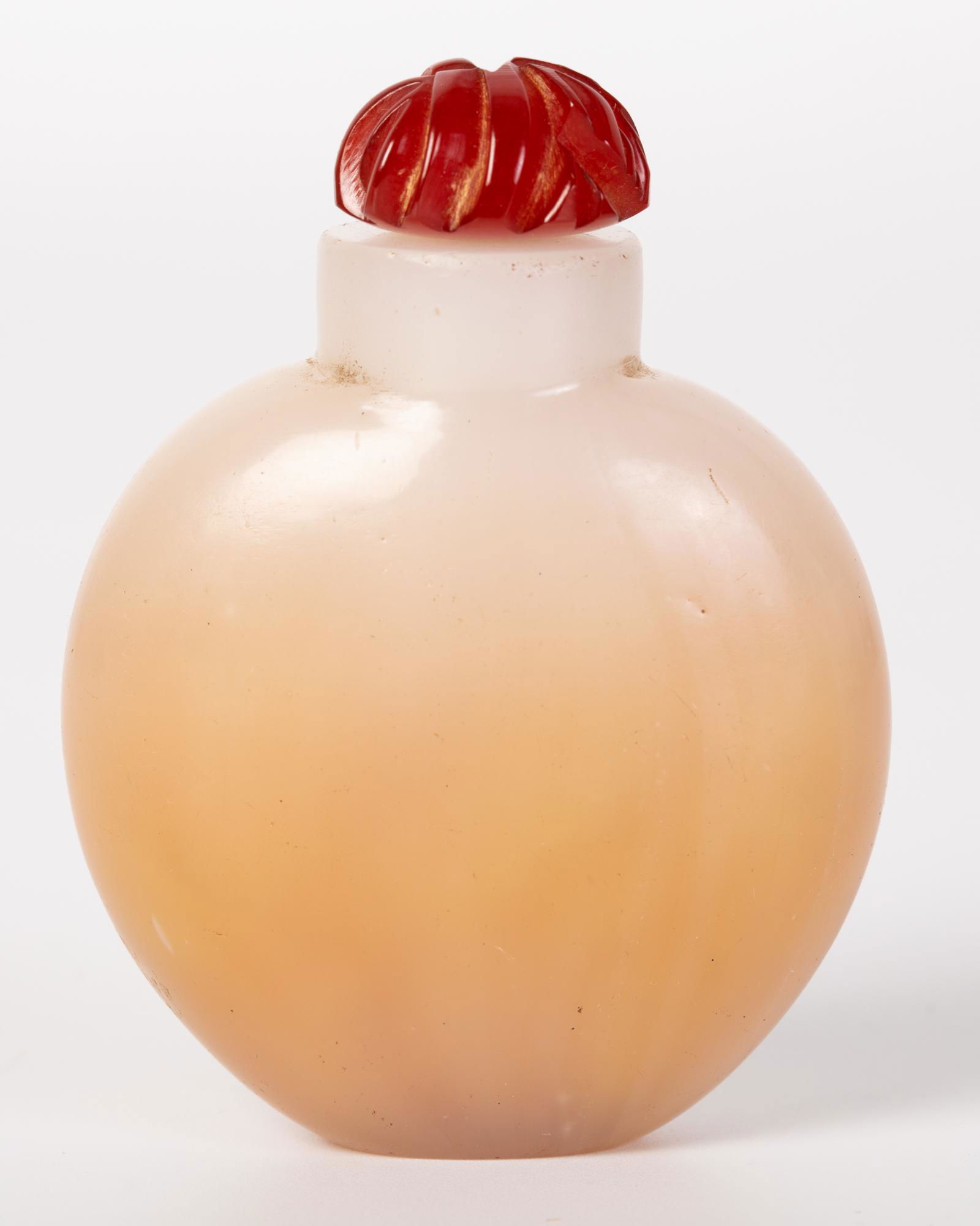 antique Qing dyn. 19th cent.jade snuff bottle (1 of 3)
