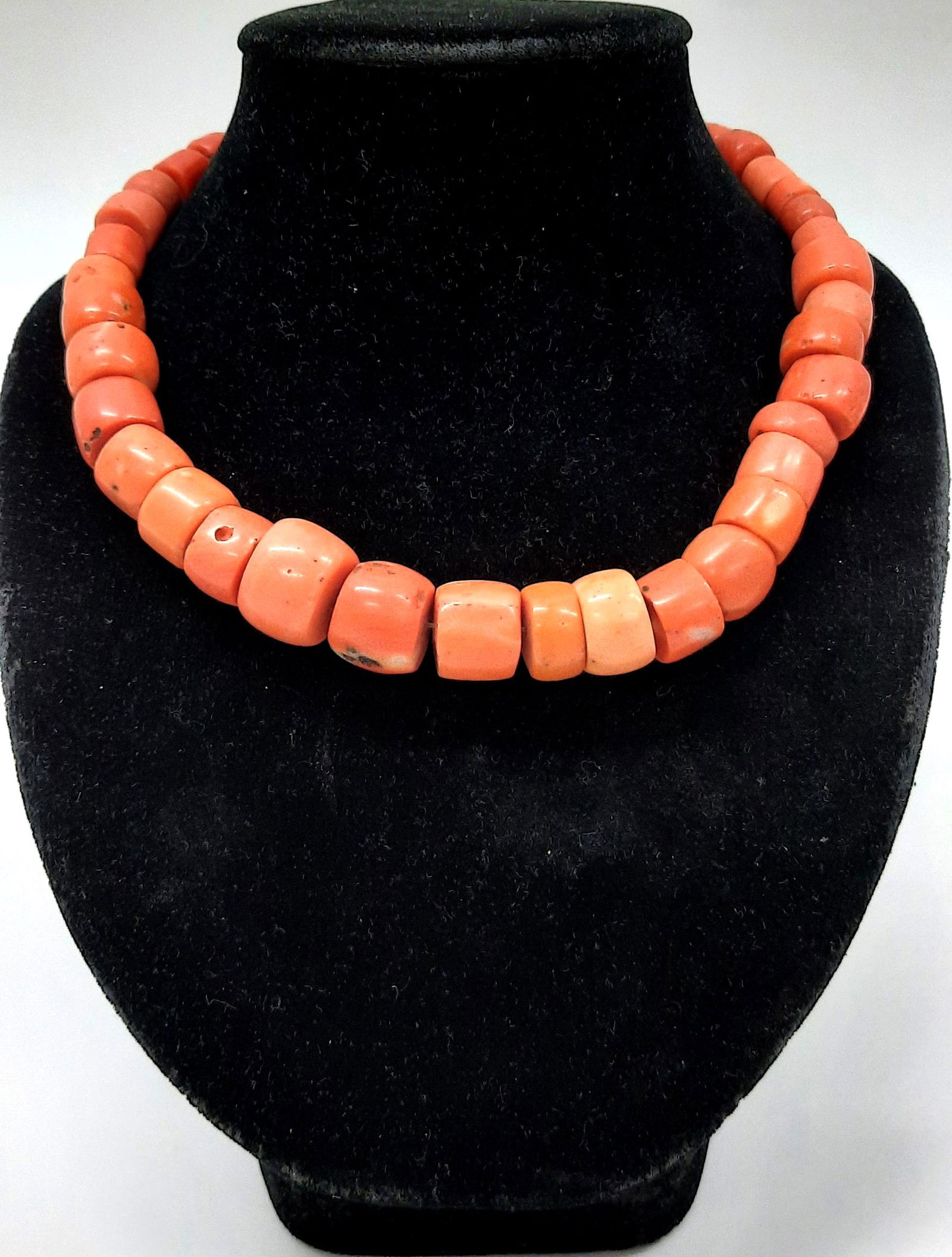 70 grams of large natural coral beads (1 of 1)