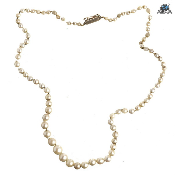 Pearl necklace with 14k gold clasp Clearance